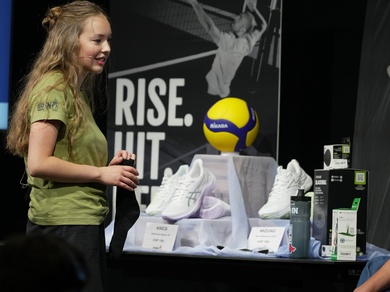 {{ obj.get_alt }}